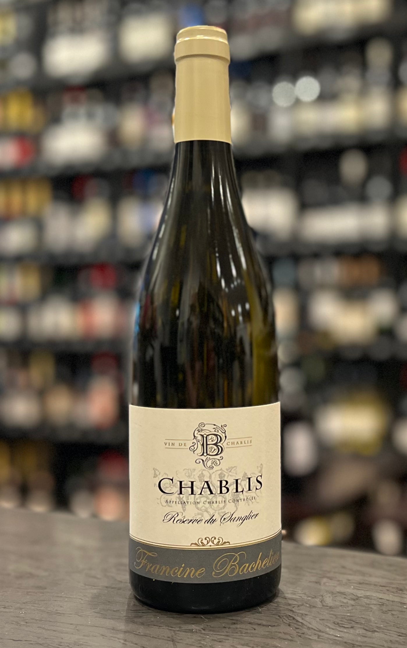 Francine Bachelier Chablis Villages Sanglier